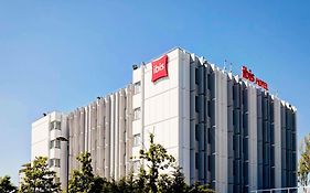 Ibis Lyon Est Bron