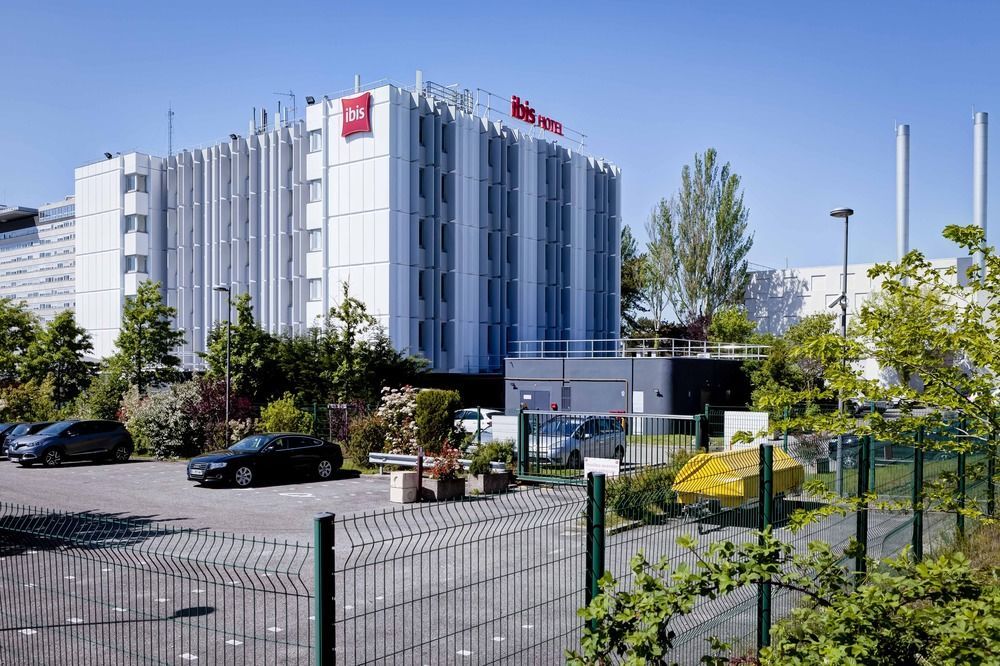 מלון Ibis Lyon Est ברון מראה חיצוני תמונה